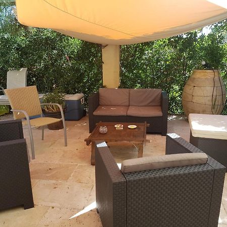 Les Palmiers Toulon Apartment Exterior photo